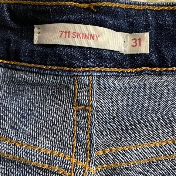 Levi’s 711 Distressed Skinny Crop - 31 - Picture 4 of 11